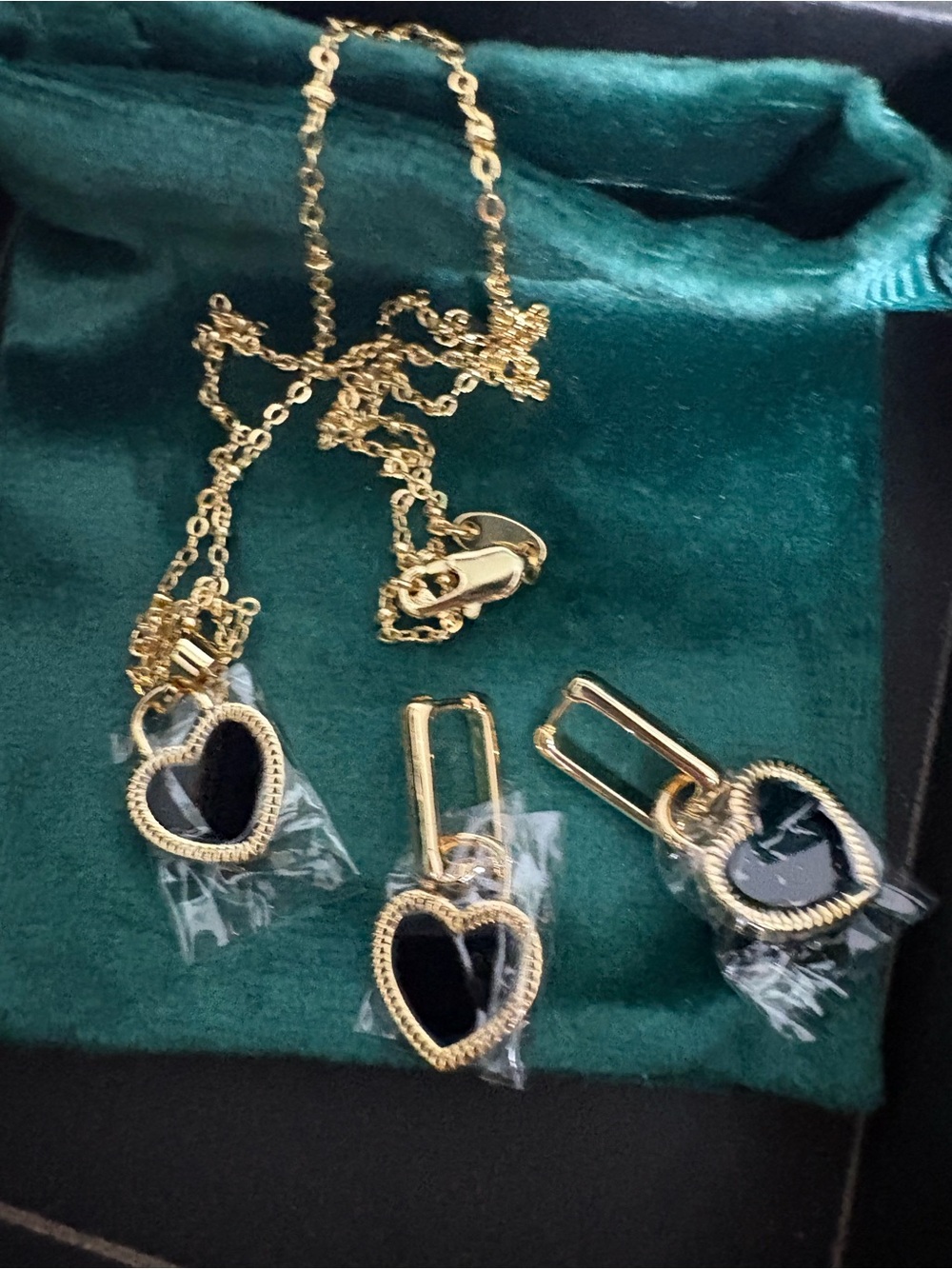Reversible Necklace & Earring Set - Picture 8 of 11